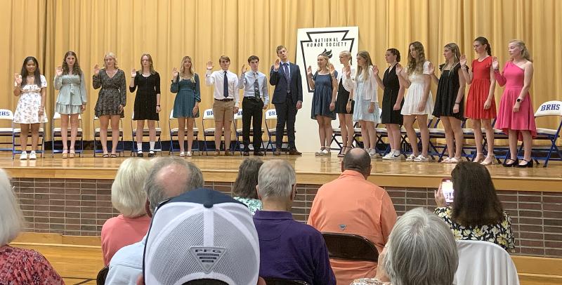 The new inductees into the Boothbay Region High School chapter of the National Honor Society. Pictured from left are Ariel Alamo, Abigail Clark, Lilliana Nein, Madeline Orchard, Kari Blake, Spencer Pottle, Cleyton Splaine, Neal Baldwin, Charlotte Fuchswanz, Kate Campbell, Harriet McKane, Lydia Currier, Anna Gosselin, Catherine Clifford, Laura Chapman and Hannah Hills. STEVE EDWARDS/Boothbay Register
